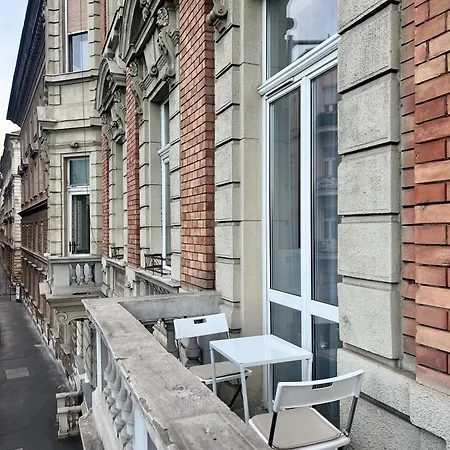 Danube Terrace Boutique Residence With Private Sauna Budapest Exterior photo